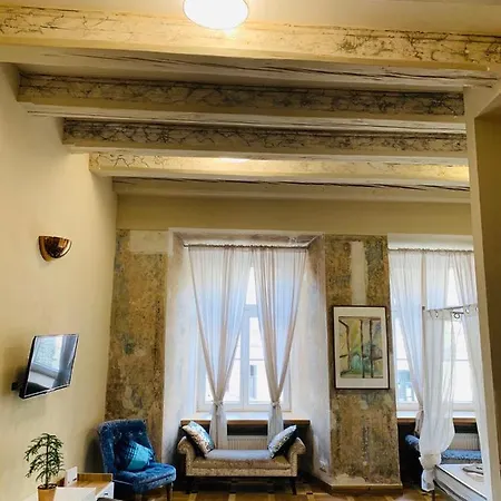 아파트 Apartament Rynek 5 11c *